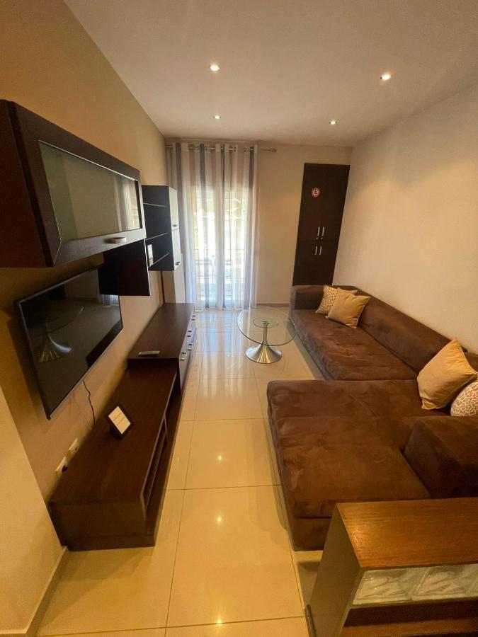 Central Sunny Apartment Thessaloniki Buitenkant foto